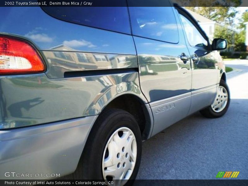 Denim Blue Mica / Gray 2002 Toyota Sienna LE