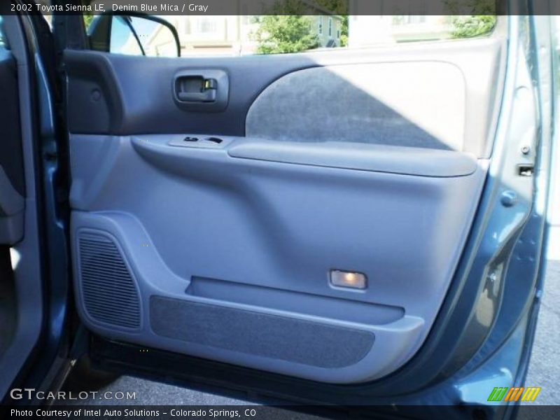Denim Blue Mica / Gray 2002 Toyota Sienna LE