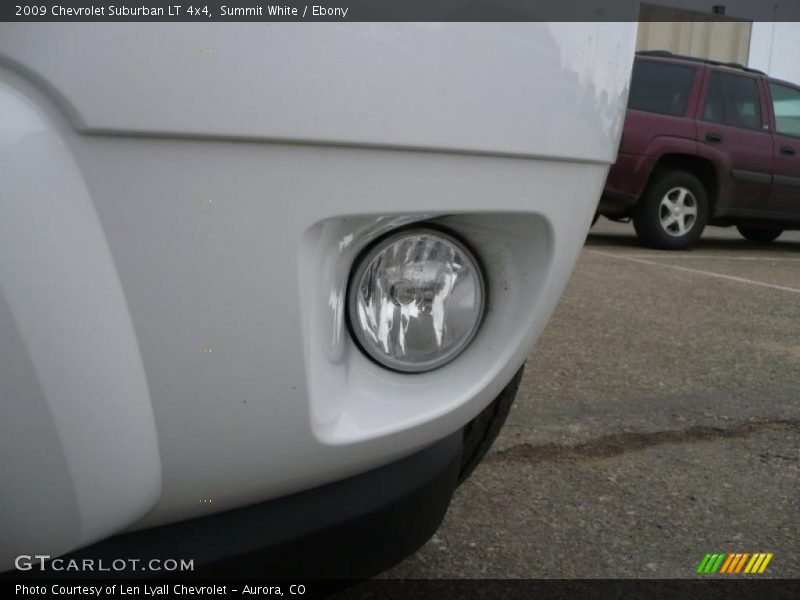 Summit White / Ebony 2009 Chevrolet Suburban LT 4x4