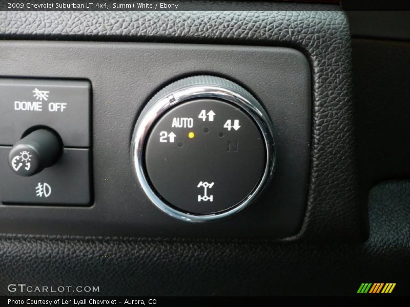 Summit White / Ebony 2009 Chevrolet Suburban LT 4x4
