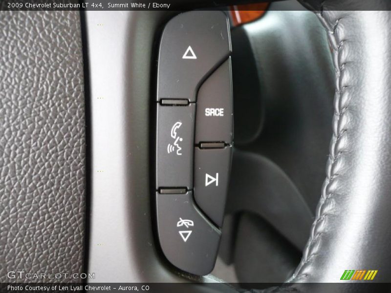 Summit White / Ebony 2009 Chevrolet Suburban LT 4x4