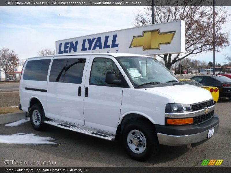 Summit White / Medium Pewter 2009 Chevrolet Express LS 3500 Passenger Van