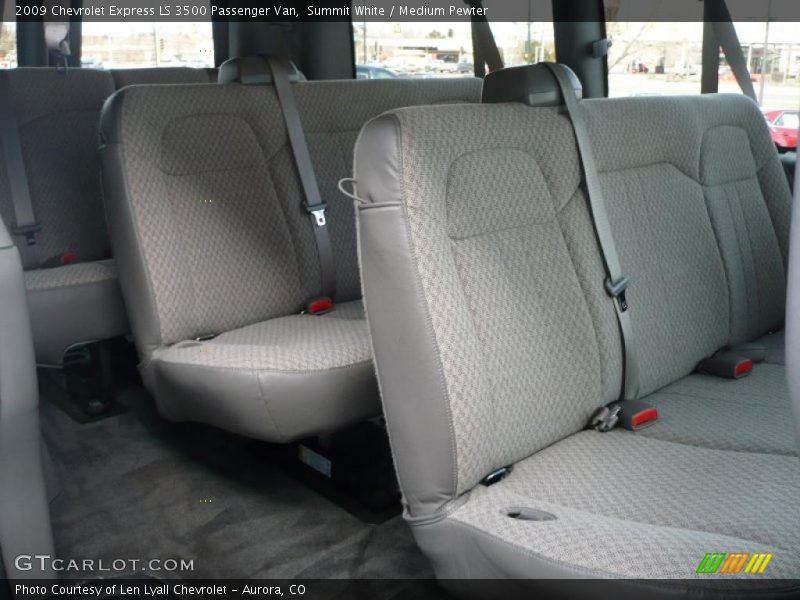 Summit White / Medium Pewter 2009 Chevrolet Express LS 3500 Passenger Van