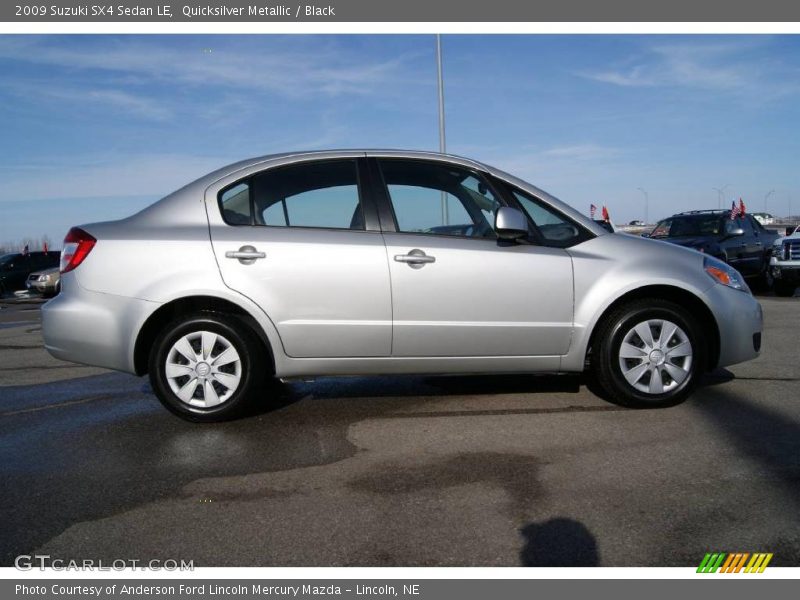 Quicksilver Metallic / Black 2009 Suzuki SX4 Sedan LE