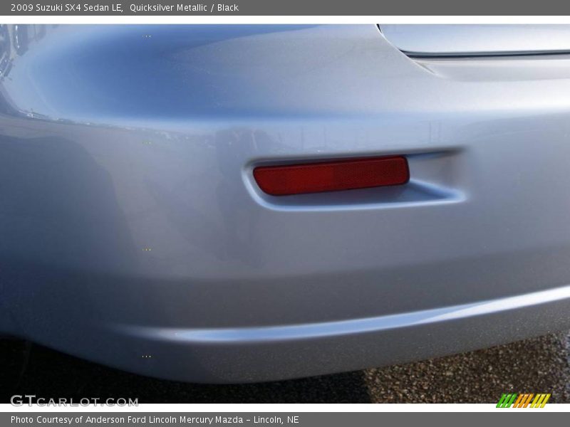 Quicksilver Metallic / Black 2009 Suzuki SX4 Sedan LE