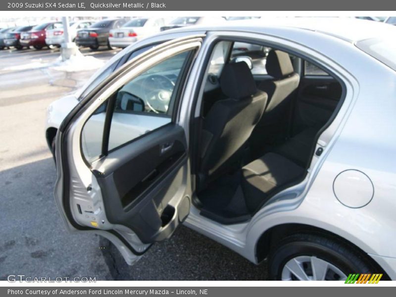 Quicksilver Metallic / Black 2009 Suzuki SX4 Sedan LE