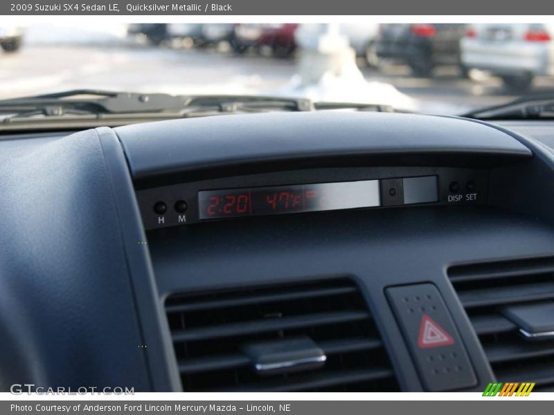 Quicksilver Metallic / Black 2009 Suzuki SX4 Sedan LE