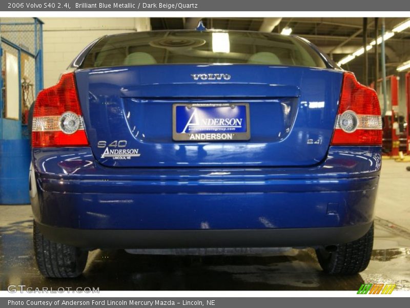 Brilliant Blue Metallic / Dark Beige/Quartz 2006 Volvo S40 2.4i