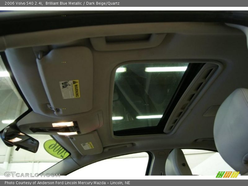 Brilliant Blue Metallic / Dark Beige/Quartz 2006 Volvo S40 2.4i