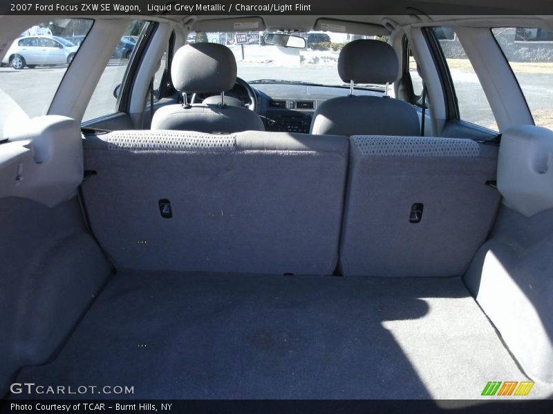 Liquid Grey Metallic / Charcoal/Light Flint 2007 Ford Focus ZXW SE Wagon