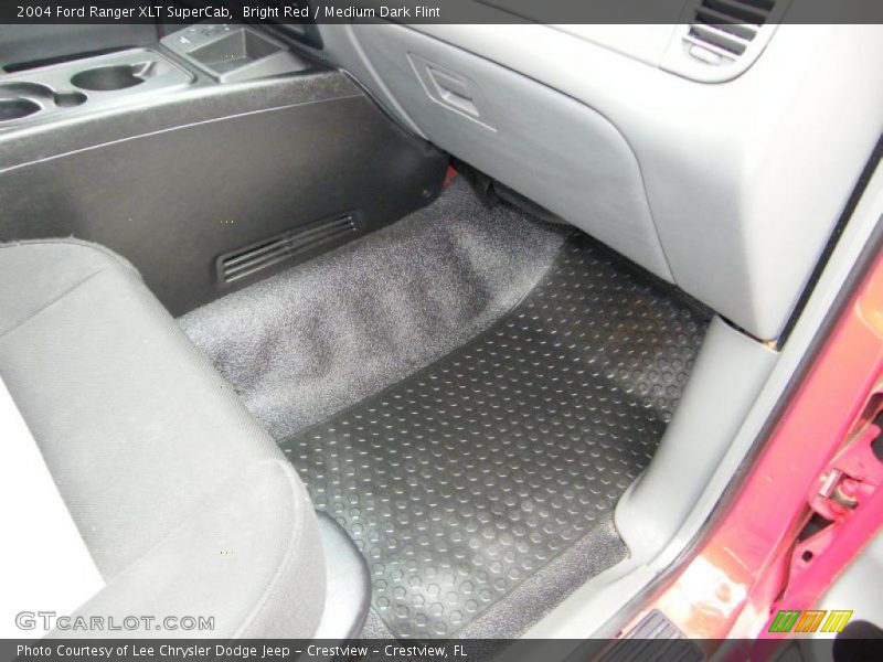 Bright Red / Medium Dark Flint 2004 Ford Ranger XLT SuperCab