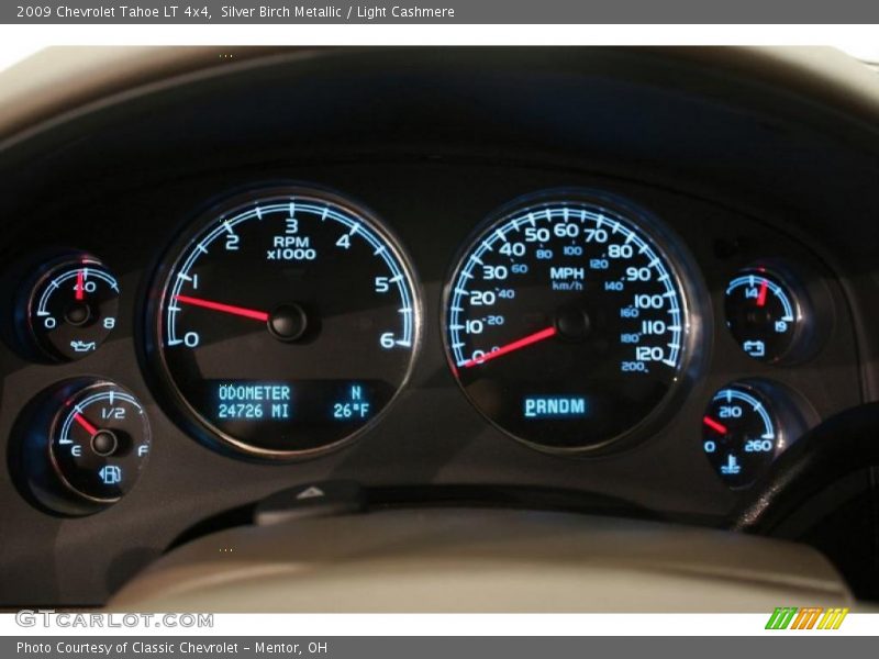 Silver Birch Metallic / Light Cashmere 2009 Chevrolet Tahoe LT 4x4