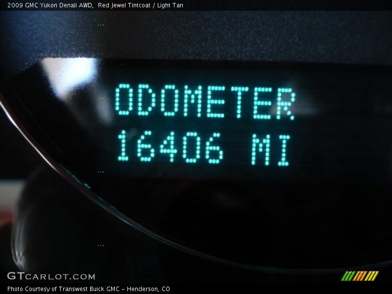 Red Jewel Tintcoat / Light Tan 2009 GMC Yukon Denali AWD