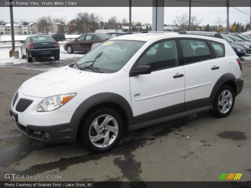 Frosty White / Slate 2005 Pontiac Vibe