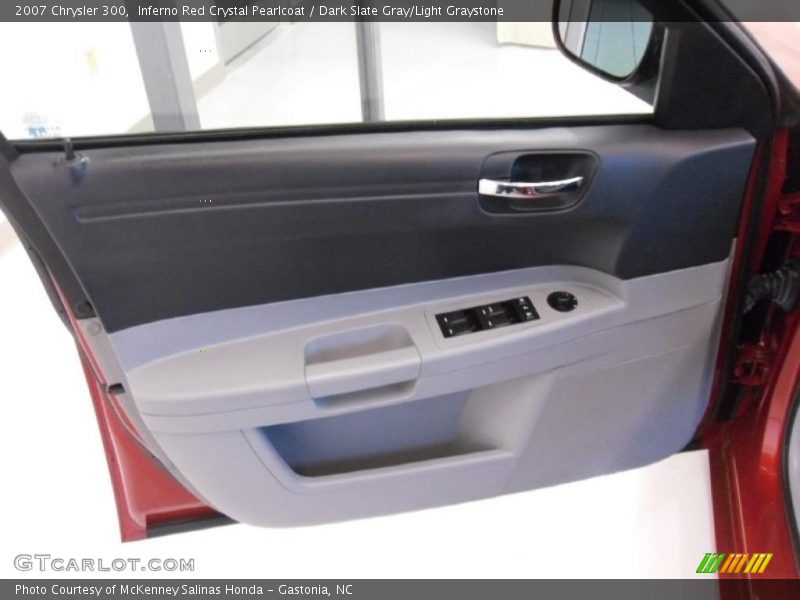 Inferno Red Crystal Pearlcoat / Dark Slate Gray/Light Graystone 2007 Chrysler 300