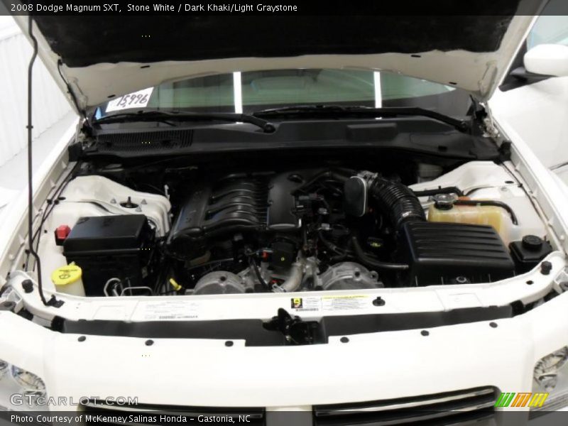 Stone White / Dark Khaki/Light Graystone 2008 Dodge Magnum SXT