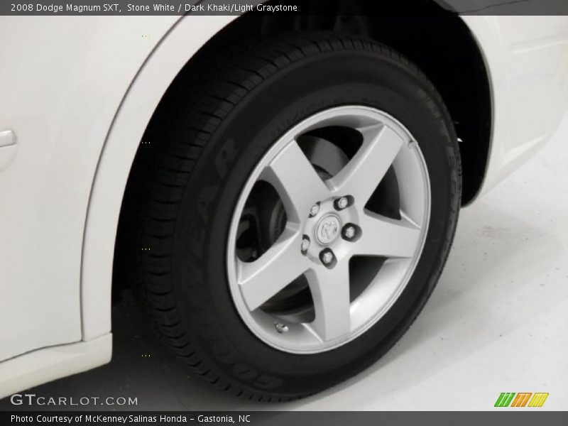 Stone White / Dark Khaki/Light Graystone 2008 Dodge Magnum SXT