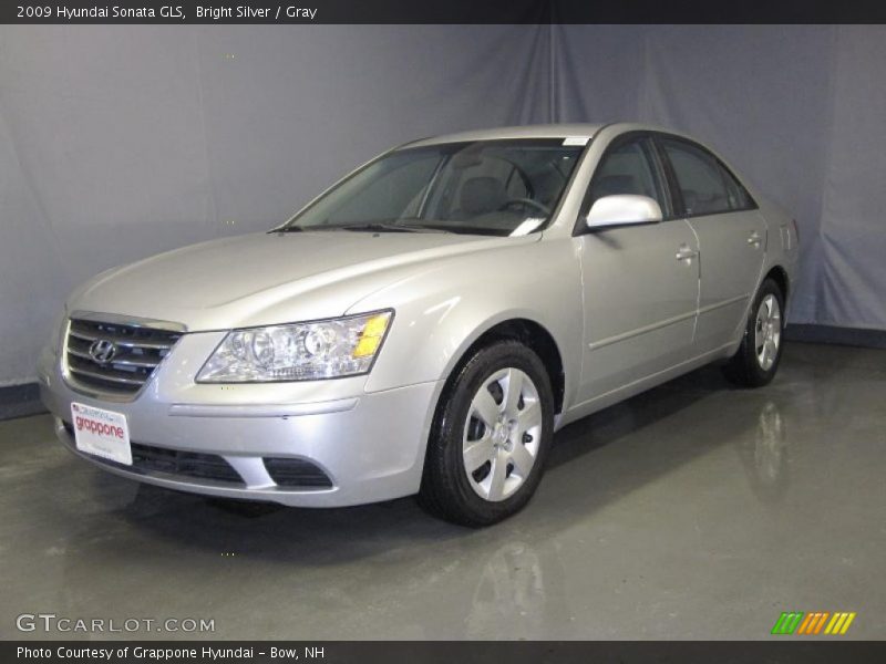 Bright Silver / Gray 2009 Hyundai Sonata GLS