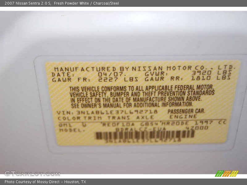Fresh Powder White / Charcoal/Steel 2007 Nissan Sentra 2.0 S
