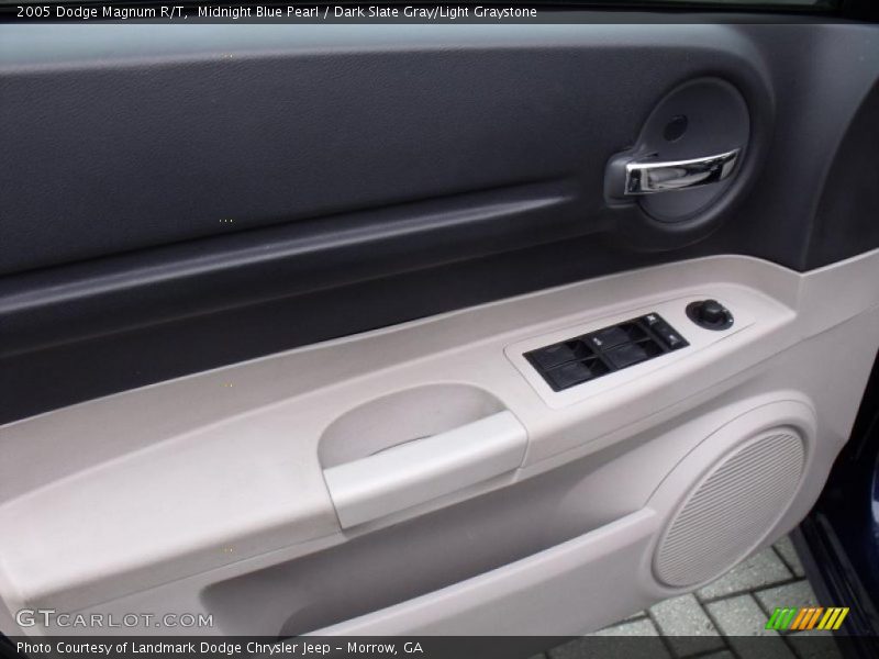 Midnight Blue Pearl / Dark Slate Gray/Light Graystone 2005 Dodge Magnum R/T