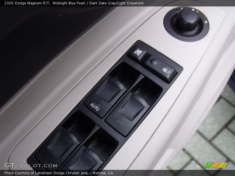 Midnight Blue Pearl / Dark Slate Gray/Light Graystone 2005 Dodge Magnum R/T