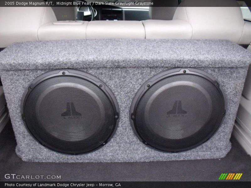 Midnight Blue Pearl / Dark Slate Gray/Light Graystone 2005 Dodge Magnum R/T