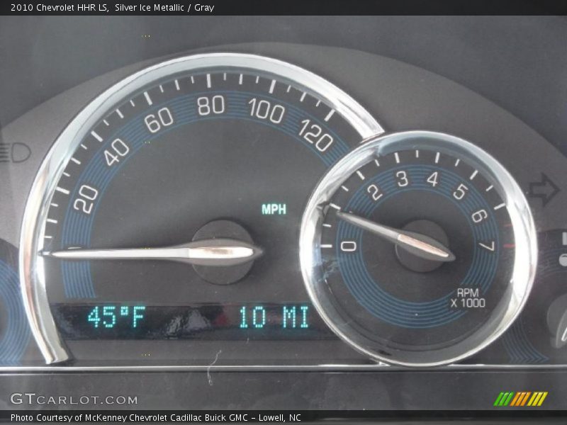Silver Ice Metallic / Gray 2010 Chevrolet HHR LS