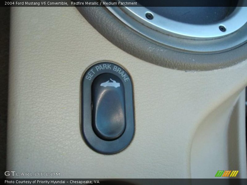 Redfire Metallic / Medium Parchment 2004 Ford Mustang V6 Convertible