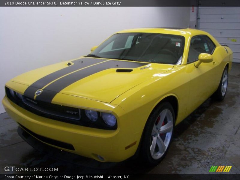 Detonator Yellow / Dark Slate Gray 2010 Dodge Challenger SRT8