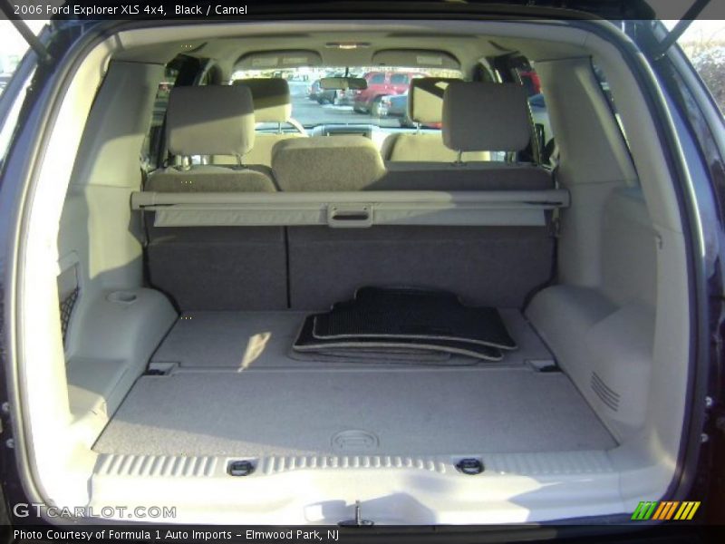 Black / Camel 2006 Ford Explorer XLS 4x4