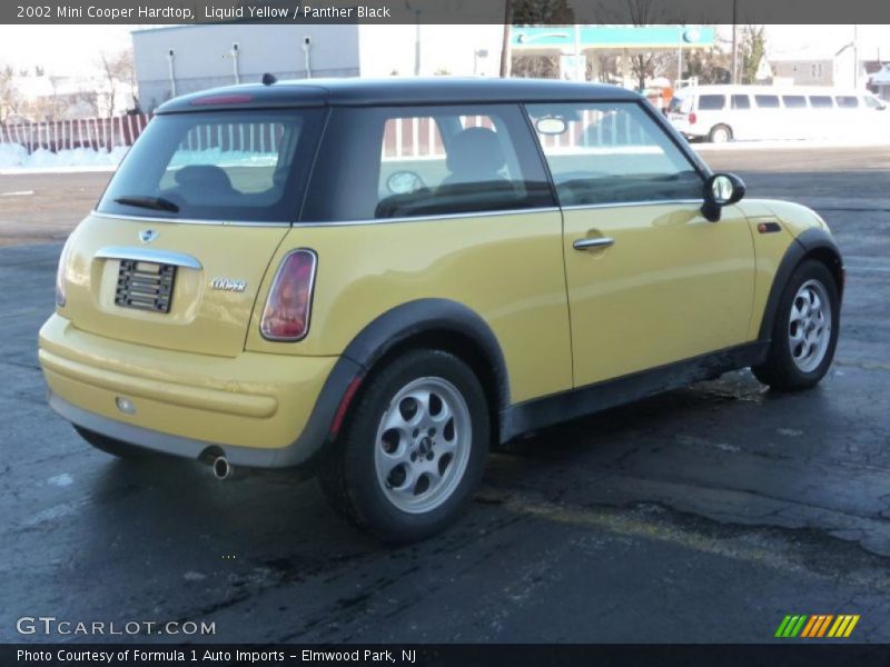 Liquid Yellow / Panther Black 2002 Mini Cooper Hardtop