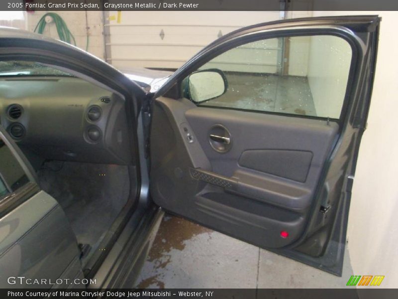 Graystone Metallic / Dark Pewter 2005 Pontiac Grand Prix Sedan