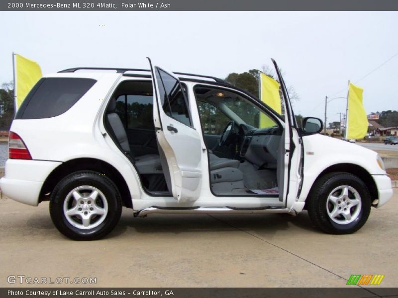 Polar White / Ash 2000 Mercedes-Benz ML 320 4Matic