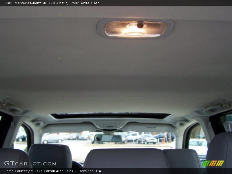 Polar White / Ash 2000 Mercedes-Benz ML 320 4Matic