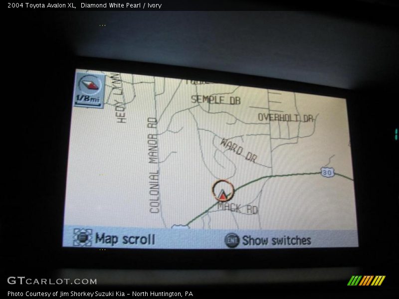 Diamond White Pearl / Ivory 2004 Toyota Avalon XL