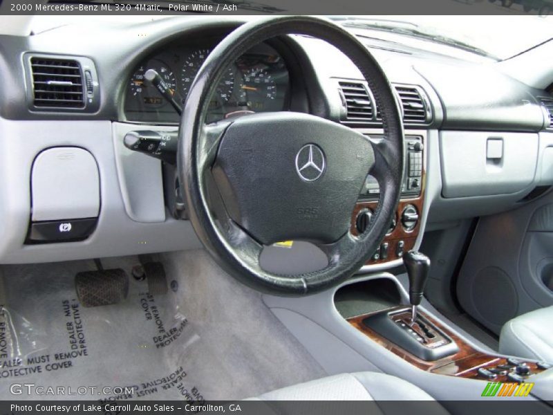 Polar White / Ash 2000 Mercedes-Benz ML 320 4Matic
