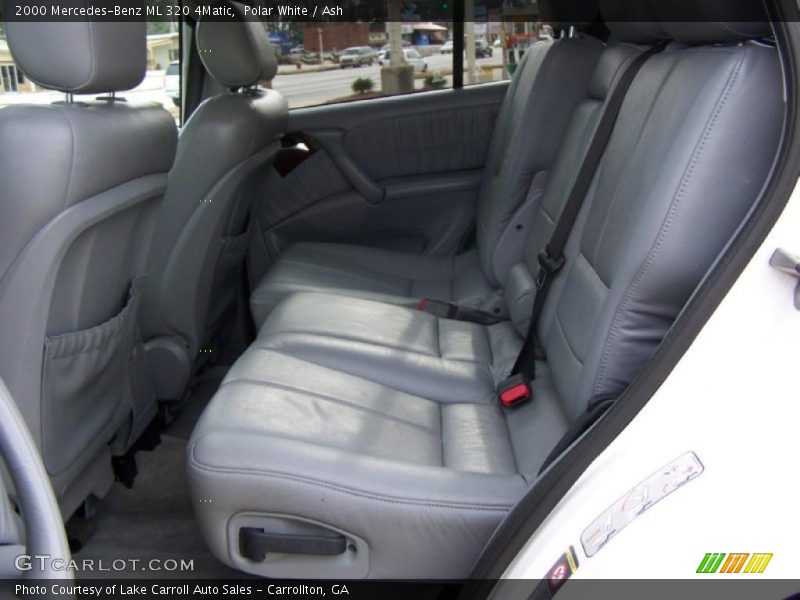 Polar White / Ash 2000 Mercedes-Benz ML 320 4Matic