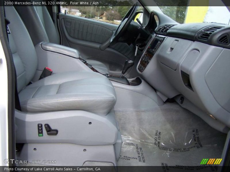 Polar White / Ash 2000 Mercedes-Benz ML 320 4Matic