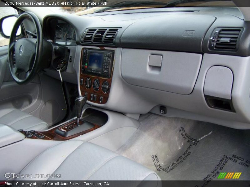 Polar White / Ash 2000 Mercedes-Benz ML 320 4Matic