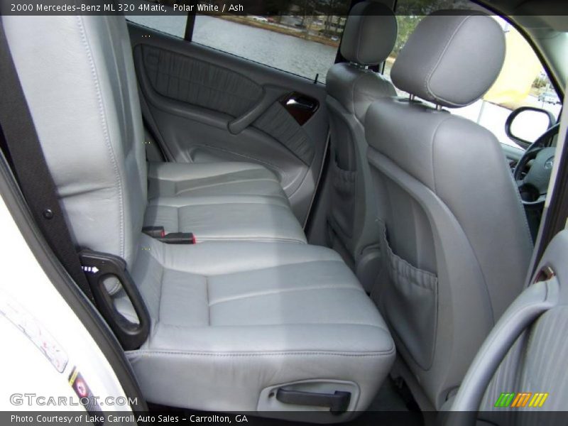 Polar White / Ash 2000 Mercedes-Benz ML 320 4Matic