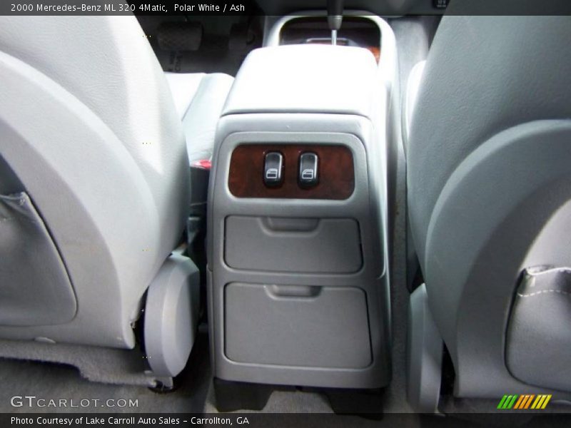 Polar White / Ash 2000 Mercedes-Benz ML 320 4Matic