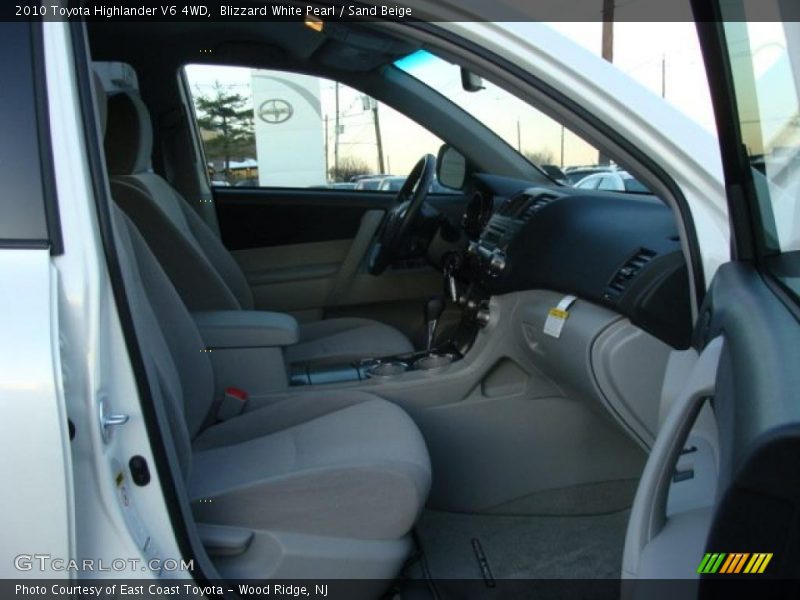 Blizzard White Pearl / Sand Beige 2010 Toyota Highlander V6 4WD