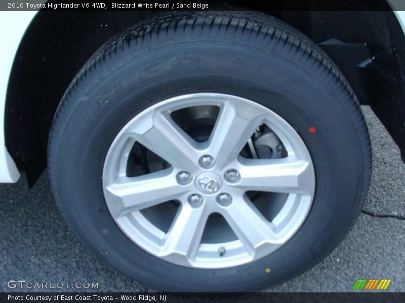 Blizzard White Pearl / Sand Beige 2010 Toyota Highlander V6 4WD