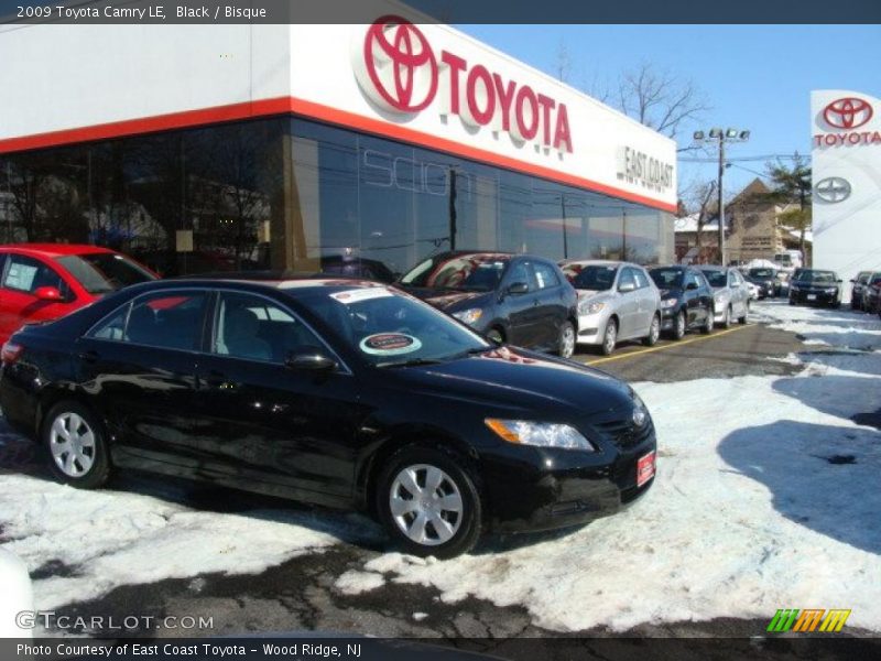 Black / Bisque 2009 Toyota Camry LE