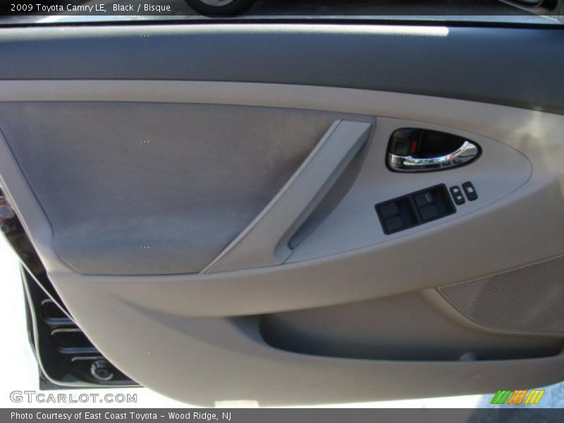 Black / Bisque 2009 Toyota Camry LE