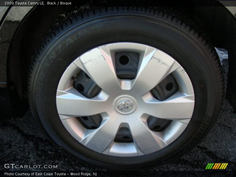 Black / Bisque 2009 Toyota Camry LE