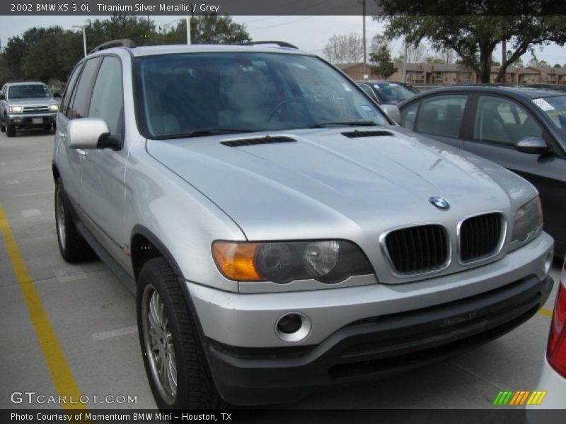 Titanium Silver Metallic / Grey 2002 BMW X5 3.0i