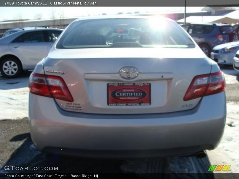 Classic Silver Metallic / Ash 2009 Toyota Camry XLE