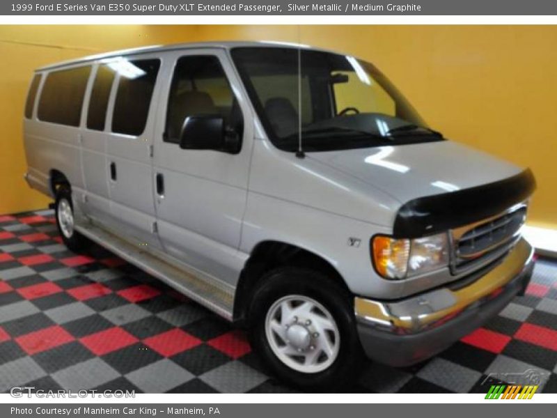 Silver Metallic / Medium Graphite 1999 Ford E Series Van E350 Super Duty XLT Extended Passenger