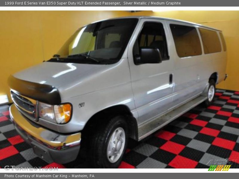 Silver Metallic / Medium Graphite 1999 Ford E Series Van E350 Super Duty XLT Extended Passenger